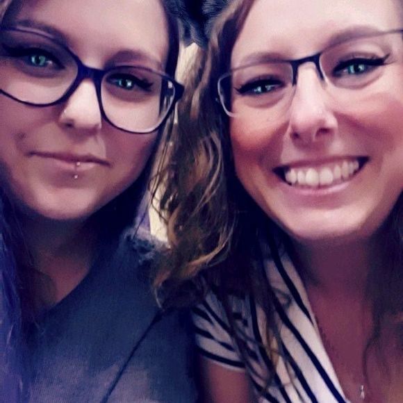 Meet your Posher, Jessica - Picture 1 of 1